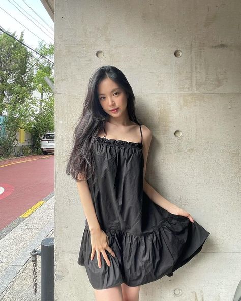 Naeun Apink, Son Naeun, Apink Naeun, Son Na Eun, Kpop Hair, Korean Birthday, Korean Actresses, Kpop Girl Groups, Nice Tops