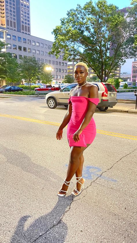 Summer looks| pink outfits | #shorthairstyles #baldwomen looks 2022|how to style a white heels| pink #dress ideas| #pink #2022 Pink Dress With Heels, Pink Dress Ideas, Class Outfits, Heels Pink, Pink Dress Casual, Bald Women, Red Accessories, Dress Looks, Ootd Ideas