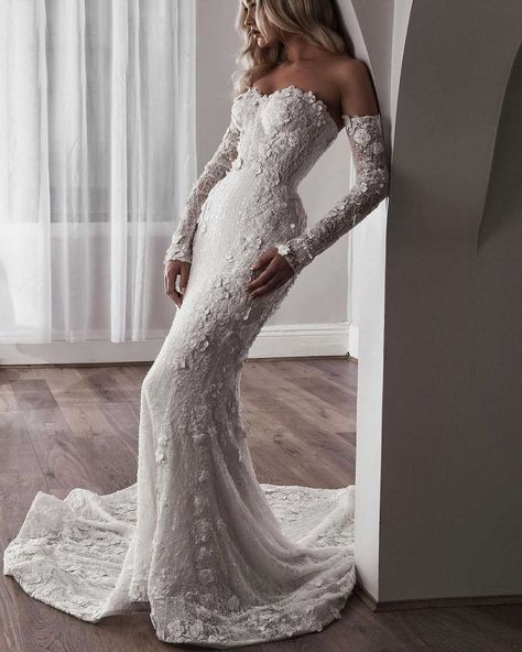 2024 New Mermaid Gown Wedding Dresses Flower Appliques Strapless Lace Bridal Gowns Big Size Vestidos White Silk Long Sleeve Wedding Dress, Classy Wedding Photography, Civil Marriage Dress, Body Con Wedding Dress, 2025 Wedding Dresses, Holy Matrimony, Bridal Studio, Classy Wedding Dress, Stylish Wedding Dresses