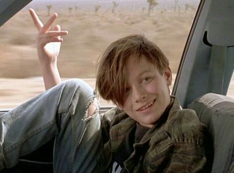 Edward Furlong, Terminator Movies, John Connor, Sarah Connor, Terminator, Boy Hairstyles, King Kong, The Professional, Soundtrack