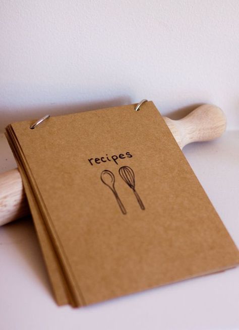 Handmade Recipe Cards, Blank Recipe Cards, Homemade Recipe Books, Recipe Book Design, Recipe Book Diy, Cookbook Design, Recipe Scrapbook, Book Diy, Recipe Binders