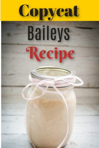 Homemade Baileys Irish Cream, Baileys Irish Cream Recipes, Irish Cream Recipe, Homemade Baileys, Recipe Copycat, Homemade Irish Cream, Baileys Recipes, Alcoholic Desserts, Homemade Liquor