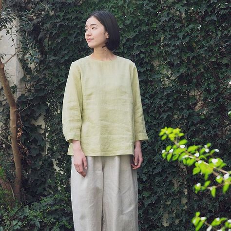 MUJI Canada (@mujicanada) • Instagram photos and videos Muji Aesthetic Outfit, Muji Outfit, Muji Style Fashion, Muji Clothes, Muji Clothing, Muji Aesthetic, Japanese Minimalist Fashion, Muji Style, Artistic Fashion