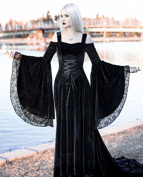 Black Off-The-Shoulder Renaissance Gothic Medieval Dress #renaissancedress#renaissancegothicdress#gothicdress#medievalgothicdress#blackgothicdress#longgothicdress#blackmedievaldress Gothic Dress Pattern, Black Medieval Dress, Simple Maxi Dress, Vampire Dress, Gothic Dresses, Fall Fashion Skirts, Yennefer Of Vengerberg, Plum Dress, Dress Patterns Free