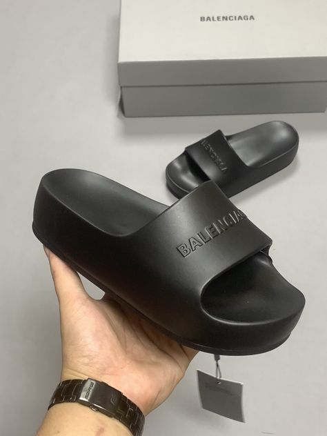 Balenciaga Pool Slide Sandal Black For Women Check more at https://luxurbags.com/products/balenciaga-pool-slide-sandal-black-for-women-18/ Pool Slide, Slides For Women, Balenciaga Logo, Women Slides, Gold Chrome, Balenciaga Shoes, Pool Slides, Black Rubber, Slide Sandals