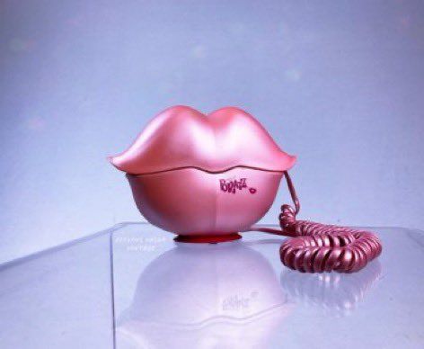 The Notorious J.O.V. on X: "thinking about the Bratz lip phone https://t.co/oKJaIEn9Pb" / X Bratz Phone, Bratz Lips, Lip Phone, Pink Bratz, Lips Phone, Wall Jack, The Bratz, It’s A Wonderful Life, Lips Design