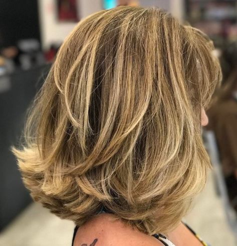 Medium Haircut For Thick Hair with Flipped Ends! Layered Bottom Hair, Hairstyles That Frame Your Face, Celebrity Layered Hairstyles, Long Hairstyles For Thick Hair Straight, Medium Chunky Layered Hair, 2023 Women’s Hair Trends, Womens Haircuts For Thick Hair, Long Layered Hair 2023, Women’s Layered Hairstyles