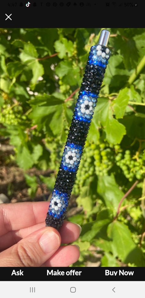 Cart Battery Pen Decorated, Bedazzle Ideas Projects, Bejeweled Lighter, Bling Lighters Rhinestones, Cart Battery Pen Bedazzled, Badazzel Cart Battery, Bedazzled Battery, Bedazzled Pen, Things To Bedazzle