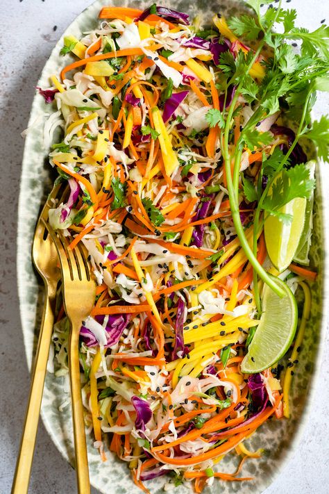 Mango Cucumber Summer Slaw, Fresh Side Dishes Summer, Mango Coleslaw, Mango Slaw Recipes, Hawaiian Side Dishes, Game Day Food Ideas, Lunch And Dinner Recipes, Mango Slaw, Chicken Sandwiches