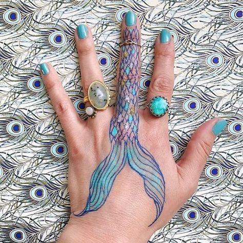 Draw something like this on Bella's hand! 😍 Tattoo Bicycle, Traditional Tattoo Symbols, Chameleon Tattoo, Butterfly Hand Tattoo, Mermaid Tattoo Designs, Bicycle Tattoo, Mermaid Artwork, My Tattoos, Pokemon Tattoo