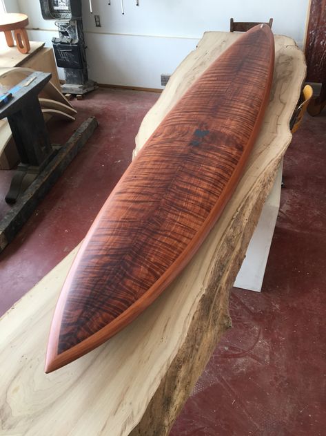 Wood Kayak Plans, Wood Kayak, Paddle Surf, Wood Surfboard, Wooden Surfboard, Wooden Paddle, Paddle Surfing, Surfboard Art, Surfboard Design