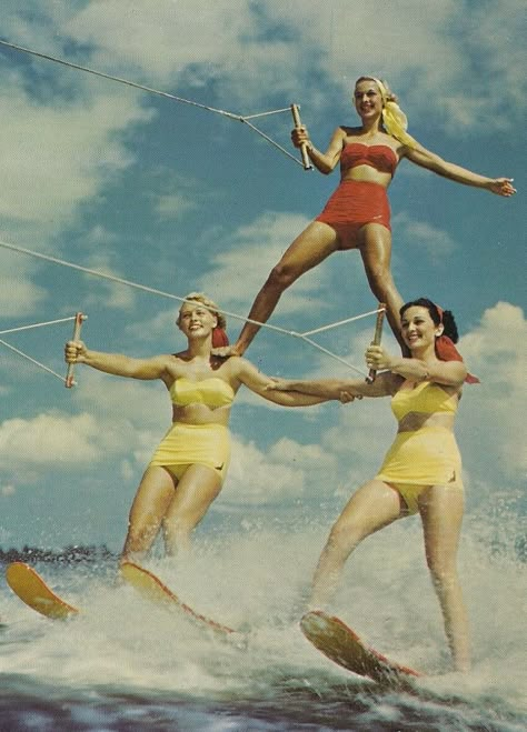 Vintage Lifeguard Aesthetic, 1950s Beach Aesthetic, Vintage Summer Photos, Pyramid Photography, Vintage Beach Aesthetic, 50s Beach, Vintage Swimming, Vintage Pool, Vintage Vacation