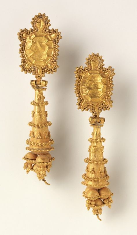 Pair of Earrings with Tortoises Pakistan, Taxila region (?), 1st-2nd century Jewelry and Adornments; earrings Repoussé and cast gold Ancient Jewels, Roman Jewelry, Ancient Jewellery, Historical Jewellery, Ear Ring, Jewellery Inspiration, Gold Disc, Garnet Pendant, Ancient Jewelry