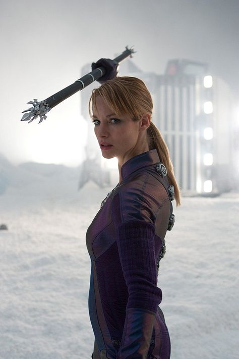 Evil Jill Valentine Retribution Resident Evil Retribution, Sienna Guillory, Valentines Movies, Resident Evil Movie, Resident Evil Alice, Valentine Resident Evil, Gif Terror, Resident Evil Girl, Resident Evil 5