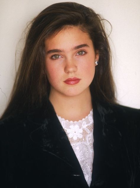 Jennifer Conely, Jennifer Connelly Young, 90s Girl, Jennifer Connelly, Beauty Face, Face Shapes, Pretty Woman, Beauty Women, Women Girl