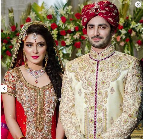 Pak Celebrity Gossip: Ayeza Khan and Danish Taimoor Wedding pic Danish Taimoor Wedding, Ayeza Khan And Danish Taimoor, Aiza Khan Wedding, Ayeza Khan Wedding, Ayeza Danish, Pakistan Bride, Ayza Khan, Actress Wedding, Danish Taimoor