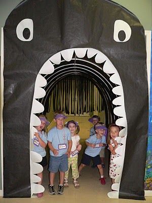 Handicamp Jonah lesson- even put an open can of sardines! Lined the inside with blue paper and put fish and seaweed inside! Weird Animals Vbs, Beach Theme Classroom, Ocean Theme Classroom, Jonah And The Whale, School Doors, Folding Origami, Under The Sea Theme, Door Decorations Classroom, Vacation Bible School