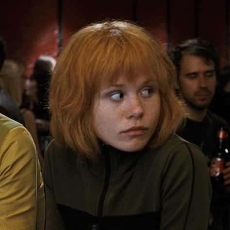 Alison Pill - Kim Pine Kim Pine Scott Pilgrim Movie, Scott Pilgrim Cast, Sick Movie, Scott Pilgrim Movie, Kim Pine, Alison Pill, Minimal Hair, Female Celebrity Crush, Scott Pilgrim Vs The World