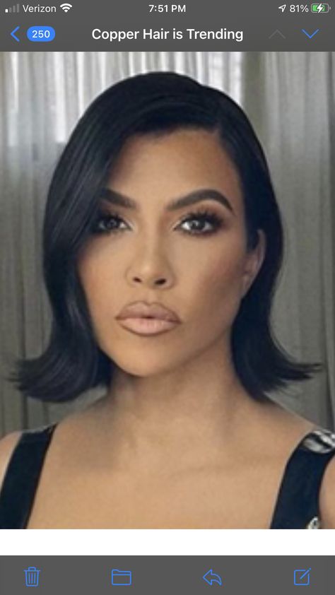 Kourtney Kardashian Bob, Kardashian Short Hair, Kardashian Bob, Fancy Short Hair, Kourtney Kardashian Hair, Kardashian Hair, Lob Haircut, Penteado Cabelo Curto, Dream Hair