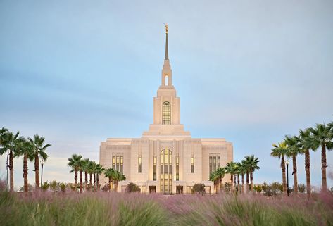 Church releases interior photos, video of Red Cliffs Utah Temple - Church News Red Cliffs Utah Temple, Red Cliffs Temple, Savior Quotes, Temple Sealing, Manti Temple, Celestial Room, Layton Utah, Lds Temple Pictures, Angel Moroni