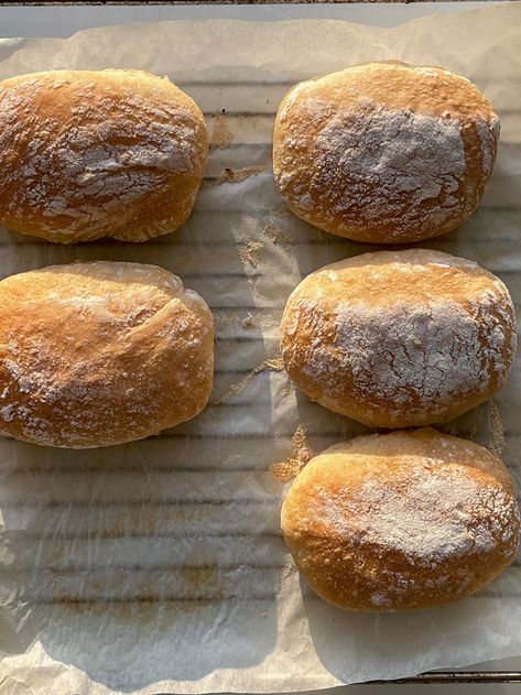 sirup house — Ciabatta bread rolls recipe Ciabatta Bread Recipe, Ciabatta Rolls, Ciabatta Roll, Bread Rolls Recipe, Small Oven, Chocolate Roll, Ciabatta Bread, 5 Ingredient Recipes, Savory Appetizer