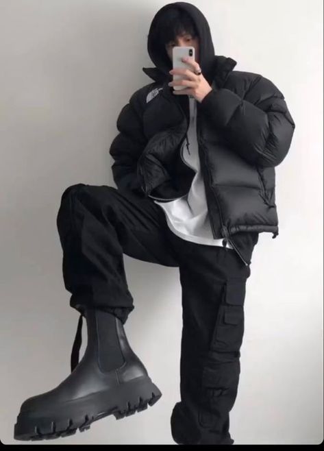 Flannel Outfits Boys, Winter Style 2023, Winter Puffer Jacket Outfits, Style A Puffer Jacket, Oversized Outfit Aesthetic, Puffer Jacket Outfit Winter Style, Oversized Outfit Men, E Boy Outfits, Puffer Outfit