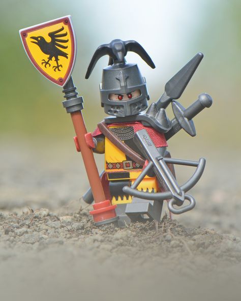 Lego Castle Minifigures, Lego Fantasy Minifigures, Lego Figbarf, Lego Kingdoms, Medieval Lego, Lego Dnd, Lego Knights, Lego Accessories, Custom Minifigures