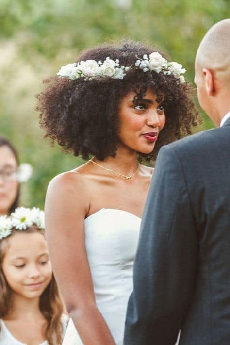 Natural Hair Wedding, Black Wedding Hairstyles, Natural Wedding Hairstyles, Natural Hair Bride, Offbeat Bride, Black Bride, Wedding Boho, Nature Wedding, Wedding Vows