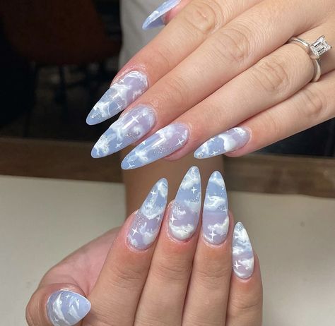 cloud nail inspo May Nails Ideas 2023, Nails Ideas Almond, May Nails Ideas, Almond Summer Nails, Lightning Nails, Nails Ideas 2023, Summer Nails Short, Summer Nails Summer, Prom Nails Silver