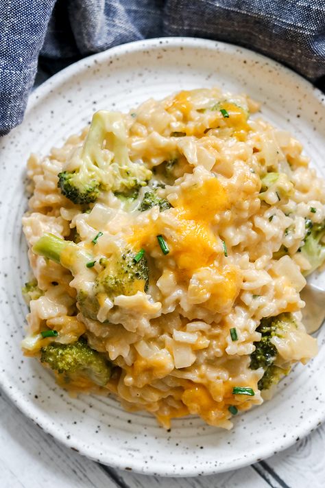 Cheddar Risotto, Baked Risotto, Cheesy Broccoli Rice, Baked Broccoli, Broccoli And Cheddar, Rice Risotto, Risotto Recipes, Orzo, Food Inspo