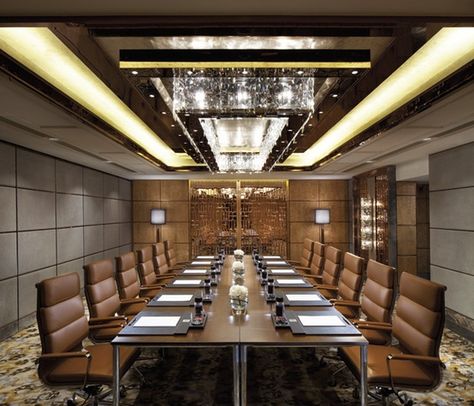 luxury boardroom // #bafco #bafcointeriors Visit www.bafco.com for more inspirations. Large Conference Room, Board Room Design, Meeting Room Design Office, Conference Room Design, Meeting Room Design, Ritz Carlton Hotel, Hotel Meeting, Office Meeting Room, Luxury Office