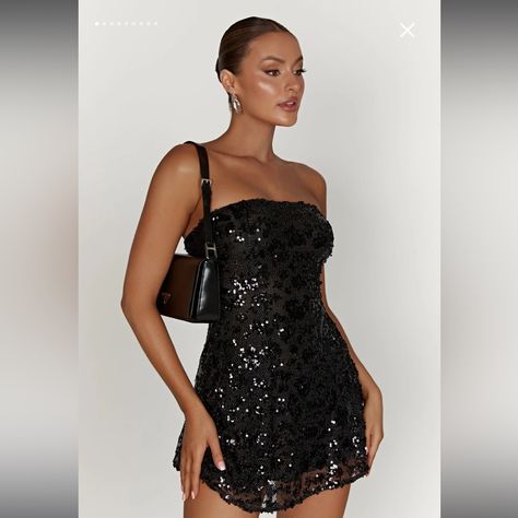 Meshki Everleigh Strapless Sequin Mini Dress - Black Size Large New With Tag Per Website: Description Keep Calm And Sparkle On. We Designed The Everleigh Strapless Sequin Mini Dress To Set The Sparkle-Standard For Party Dresses Everywhere, With Sequin Embellishments That Shine Through The Mesh Lining In This Lightweight But Figure-Flattering Fit. We Incorporated A Side Invisible Zipper And Some Stretch To Make An Ultra Smooth-Wearing Style, And Our Stretch Fabric Is So Soft You'll Feel Snatched Black Sequin Dress Short Outfit, Black Sequin Dress Short, Dress Shorts Outfit, Meshki Dresses, Black Sparkle Dress, Sequin Dress Short, Wearing Style, Sparkle Dress, Black Sequin Dress