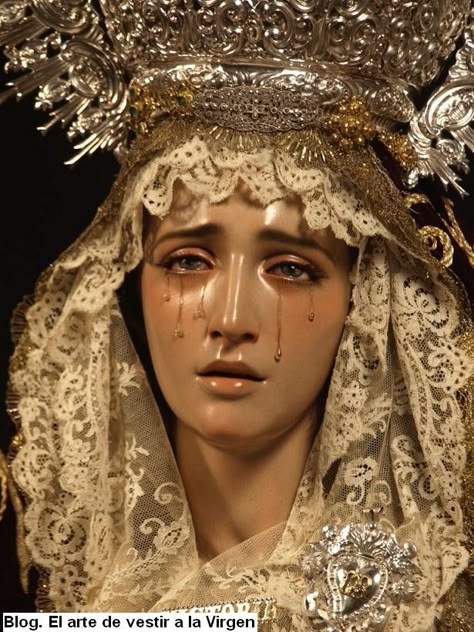 Crying Mary, Weeping Statue, Mary Costume, Rosa Mystica, Sorrowful Mother, Sheep Tattoo, Mary Tattoo, Catholic Statues, Arte Peculiar