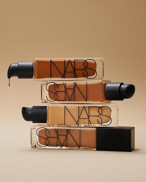 The Top 10 Best Foundations To Make Your Skin Look Flawless This 2019 Foundation Product Shoot, Foundation Video, Foundation Nars, Makeup Advertisement, Nars Foundation, Textured Skin, It Cosmetics Foundation, Tom Ford Makeup, Cosmetics Photography