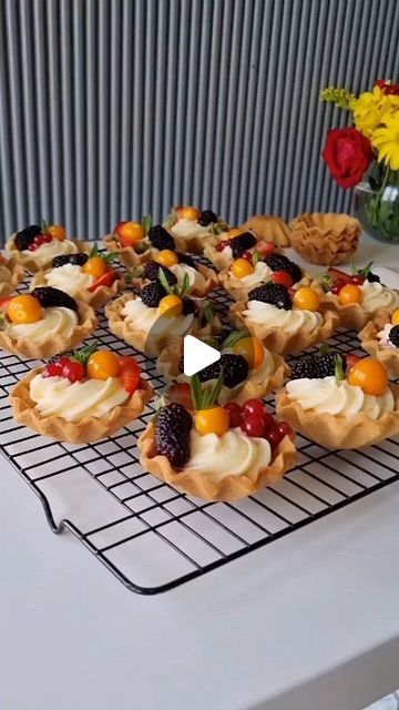 Room Temperature Butter, Mini Fruit Tarts, Mini Pastries, Butter Tarts, Tart Shells, Mini Tart, Italian Cookies, Pastry Cream, Fruit Tart