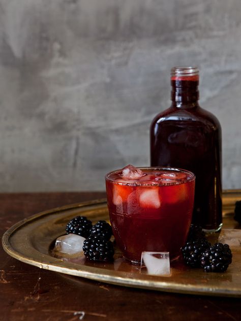 Blackberry-Rum Shrub | SAVEUR Ginger Beer Margarita, Shrub Drink, Shrub Recipe, Ginger Beer Cocktail, Pink Cocktails, Recipe Roundup, Refreshing Cocktails, Sweet Tarts, Ginger Beer