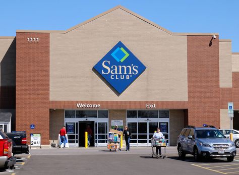 20 Sam's Club Snacks to Buy at the Warehouse | Eat This Not That Pyrex Storage, Grocery Staples, Mini Hot Dogs, Warehouse Club, Sam’s Club, Hide Cords, Beer Cheese, Members Mark, Sams Club