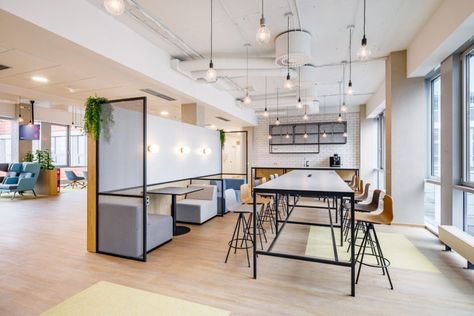 Office Collaboration Space, Open Concept Office, Open Office Design, Coworking Space Design, Modern Office Space, Office Design Inspiration, Corporate Office Design, Smart Office, Office Space Design