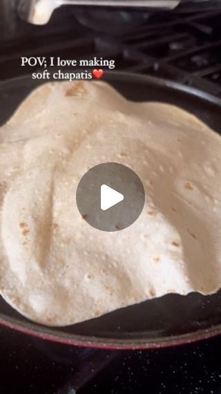 Archana Deshpande | Vegetarian Food recipes on Instagram: "📌Tips to make soft 3 layer chapati 📌 

👉🏻 I add 1 tsp oil while kneading the dough . 
👉🏻 Kneading is very important so make sure you knead the dough for Atleast 4 minutes. 
👉🏻 Keep the dough covered for 10 mins before making chapatis 
👉🏻 Usually I fold the chapati 3 times and make a triangle before rolling it to a round shape. You will get 3 separate layers of chapati after cooking on tava.
👉🏻 Also don’t keep flipping chapati on tava more than 3 times… it will make them hard after 2 hours. 

Hope these tips help you. Add more tips in Comments section if you know so we can all learn😊❤️ 

Keep supporting @archanasvegfoodchronicles 

#chapati #tipsforsoftchapati #chapatimaking #tipsandtricks #indianfood #rotimaking #softc Chapati Rolls Recipe, Soft Chapati Recipe, Vegetarian Food Recipes, Chapati Recipes, Chapati, Vegetarian Food, Instagram Tips, Indian Food Recipes, Round Shape