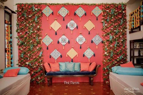 Quirky Mehendi backdrop with Kites by Pink Parrots-Chennai. #kite #kitedecor #mehendi #mehendidecor #indianwedding #wedding #weddingdecor #indiandecor #southindianwedding #haldidecor #hindubride #teluguwedding #tamilwedding Mehendi Backdrop, Kite Decor, Kite Decoration, Mehendi Function, Mehendi Decor Ideas, 2nd Birthday Party For Boys, Indian Wedding Decor, Crazy Houses, Greenery Wedding Decor