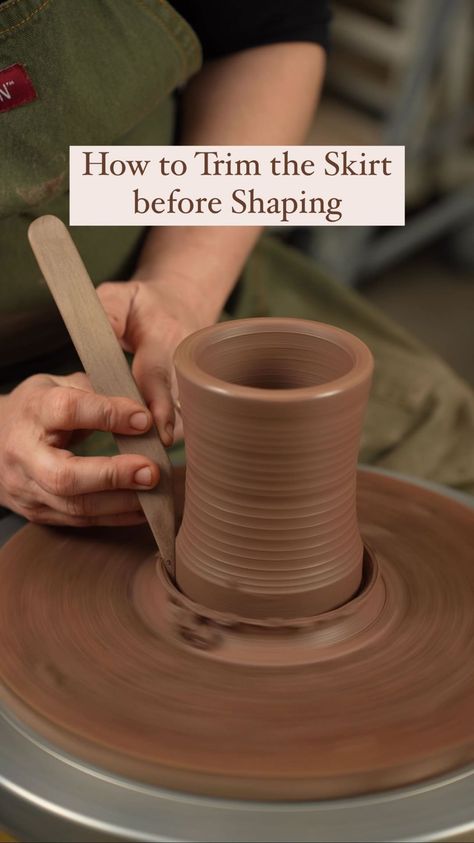 Ruthie Schulz | Here’s a little two part series on how to recenter your clay when it starts wobbling on the wheel. #pottery #ceramics #handmade #clay #art... | Instagram Pottery Tips And Tricks, Pottery Wheel Inspiration, Cool Pottery Ideas, Beginner Pottery Wheel Projects, Pottery Ideas Wheel Thrown, Crazy Ceramics, Ceramic Throwing, Ceramics Wheel, Wheel Pottery