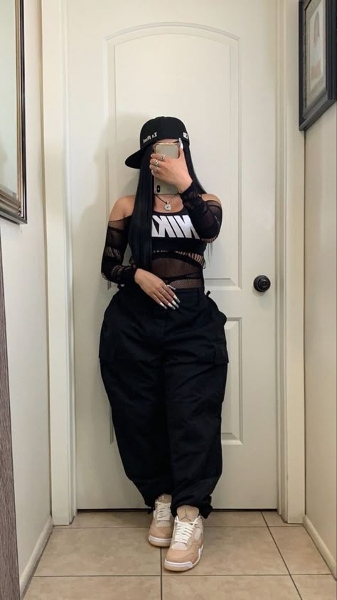 Ganster Girls Outfit, Trap Girl Outfits, Outfit Trap Style Girl, Gangster Girl Aesthetic Outfits, Look Trap Girl, Lookbook Outfits Spring, Dance Crew Outfits, Chola Fits, Vacation Outfits Baddie