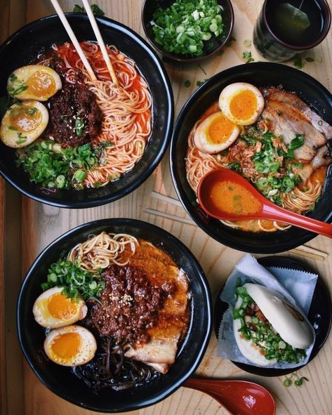 incendiate Noodles Asian, Asian Dinner, Healthy Noodles, Soup Ramen, Food Japanese, Food Goals, Food Obsession, Cafe Food, Asian Food