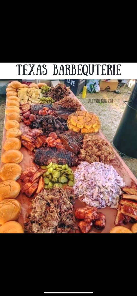 Bbq Catering Display, Bbq Board, Bbq Platter, Bbq Catering, Board Party, Catering Display, Bbq Wedding, Party Foods, Christmas Party Decorations