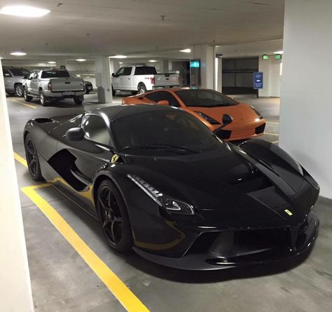 Batman's next Batmobile Ferrari LaFerrari All Black Ferrari, Black Ferrari Aesthetic, Black Super Cars, Black Laferrari, Black Cars Luxury, Ferrari Laferrari Black, Mobil Ferrari, Car Tattoo Design, Ferrari La Ferrari