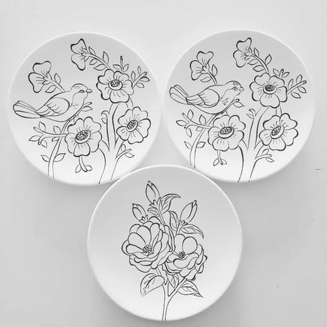 Cini Desen Modern, Felt Flowers Diy, Flower Embroidery Designs, Flower Embroidery, Flowers Diy, Felt Flowers, Embroidery Flowers, Embroidery Patterns, Decorative Plates