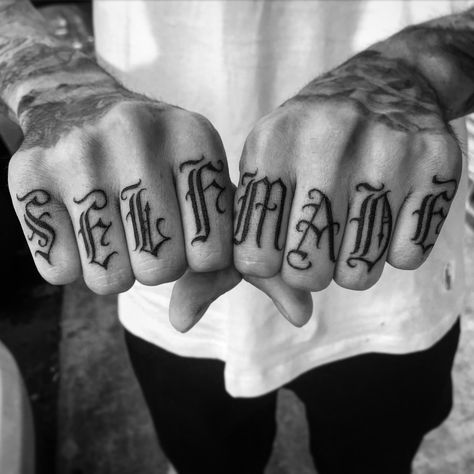 Finger Word Tattoos Men, Knuckle Tattoos Font, Small Gangsta Tattoos, Words On Knuckles Tattoo, Self Made Finger Tattoo, Finger Tattoos Knuckles, Lettering Finger Tattoo, Finger Letter Tattoo, Finger Tattoos Lettering