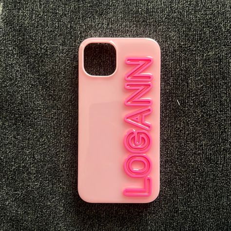 Brand New Baublebar Iphone 14 Phone Case! Two-Toned Pinks With Name “Logann”. Baublebar Phone Case, Bauble Bar Phone Case, Bday Wishlist, Name Phone Case, Dream Bags, Wishlist 2024, 2024 Christmas, Unique Phone Case, Bubble Letters