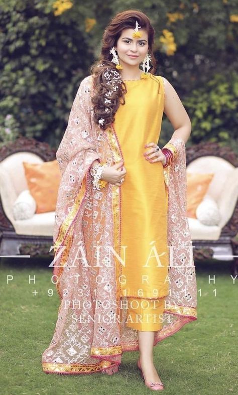 Mayon Dresses, Function Dresses, Shadi Dresses, Wedding Party Outfits, Pakistani Wedding Outfits, Pakistani Dresses Casual, Pakistani Fashion Party Wear, Salwar Kamiz, Pakistani Bridal Dresses