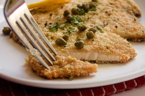 Swordfish Milanese, Baked Swordfish, Swordfish Steak, Swordfish Recipes, Chicken Milanese, Lemon Slice, Large Plates, Recipe Notes, Health Healthy